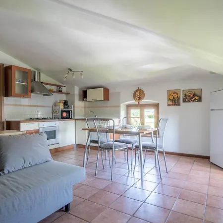 Lägenhet Rodolfo's House, Pet Friendly, Wifi,